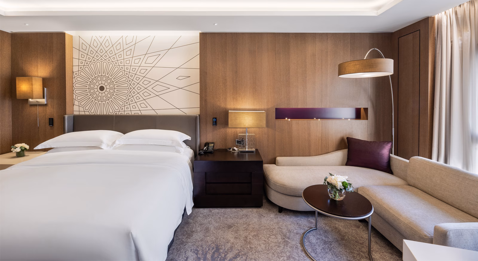 Club-Room-Sea-View-1