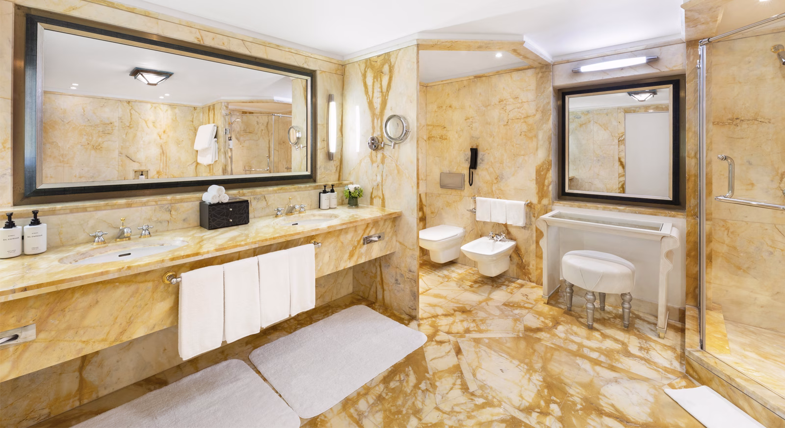 Presidential-Suite-Bathroom-2